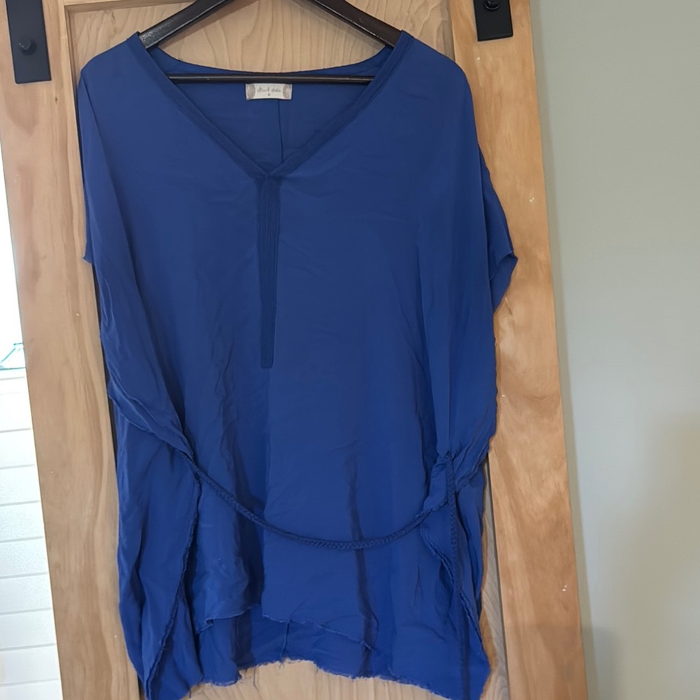 Altar'd State Blue Asymmetrical Short Sleeve Blouse